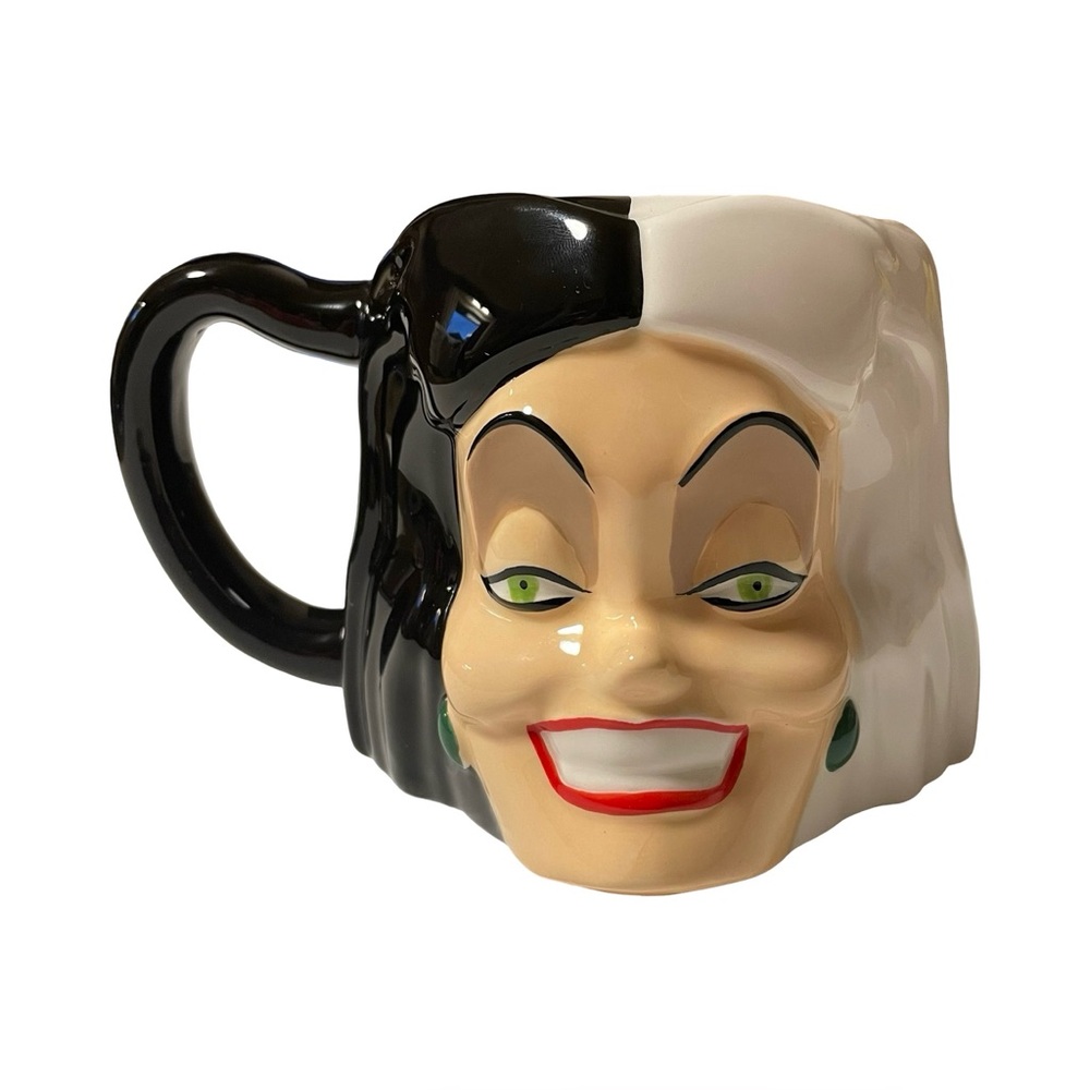 Disney Villains Cruella De Vil Jumbo Coffee Mug | BioWorld